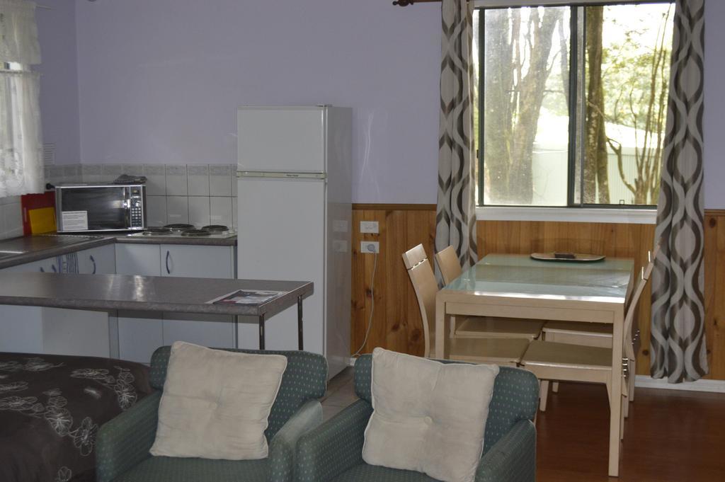 Lavers Hill Fauna Australia Wildlife Retreat מראה חיצוני תמונה